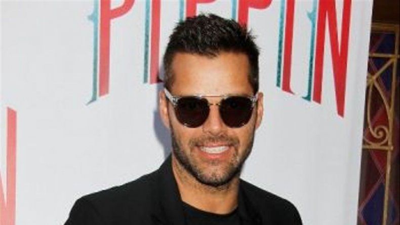 Ricky Martin subasta vestuario en Evita en beneficio de su fundació