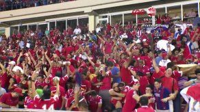 Panamá le quita invicto a Costa Rica con goles de Blas y Tejada