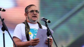 Líder de las FARC viaja a Cuba para recuperación médica