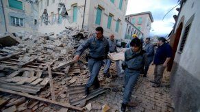 Asciende a 62 la cantidad de muertos por terremoto en Italia