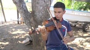 Historia de José Miguel Velásquez, pasión por la música y el folclor
