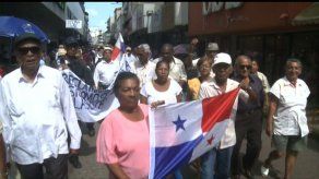 Jubilados vuelven a la calle para pedir aumento