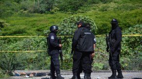 Hallan 5 cadávares en carretera del estado mexicano de Guerrero