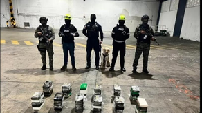 Policía Nacional incauta 60 paquetes con presunta droga Policía Nacional incauta 60 paquetes con presunta droga