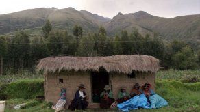 Mercurio contamina el 75 % de casas de barro en región de Perú