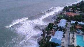 Emiten aviso de prevención por oleajes en el Caribe y Pacífico hasta el 6 de julio