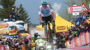 Froome renace en el Zoncolan y Yates da un paso más hacia la victoria en el Giro