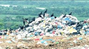 De Frontera a Frontera, basura en Changuinola