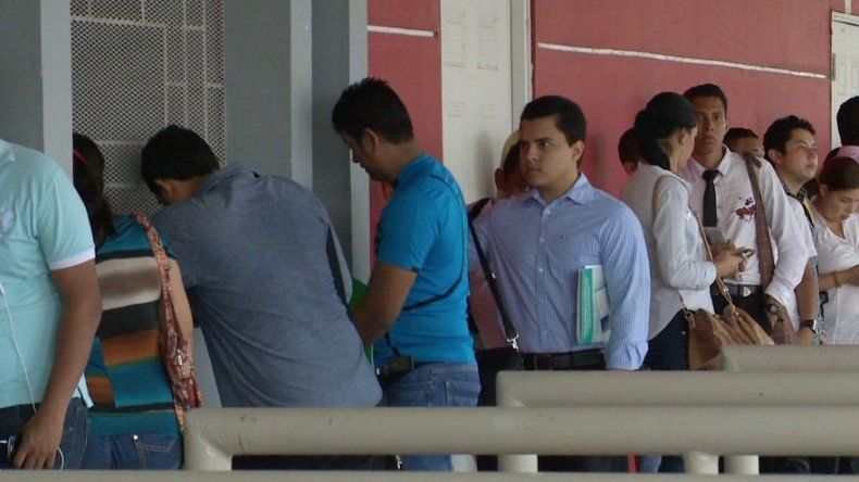 Panameños acudieron a Feria de Empleo en la Arena Roberto Durán