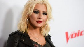 Aguilera se conecta con sus raíces en Ecuador
