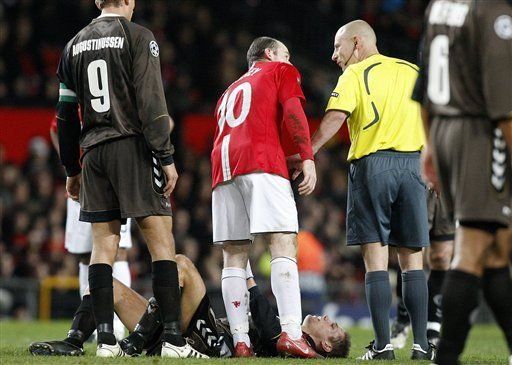 Ferguson culpa a la prensa por exagerar agresión de Rooney