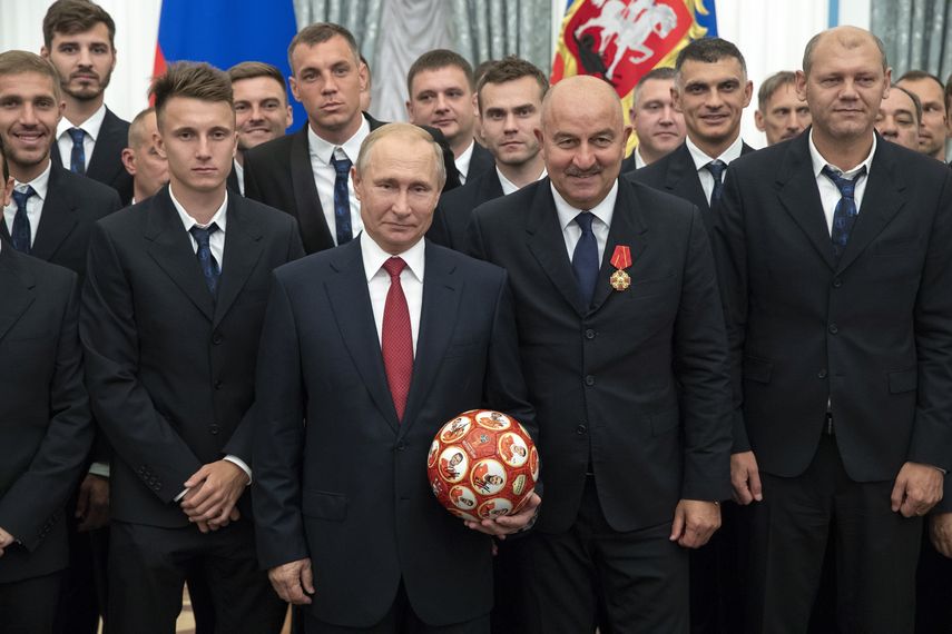 El dictamen indica que la FIFA y la UEFA no se excedieron en su autoridad.