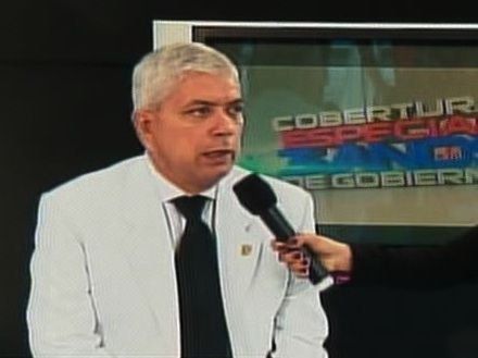 González: decisión de la bancada es apoyar a Gálvez