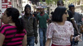 Un tercio de los chilenos muestra actitud trumpista hacia los inmigrantes