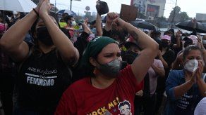 Las decisiones en El Salvador han generado polémica y condenas internacionales que acusan un ataque a la independencia de lospoderes.