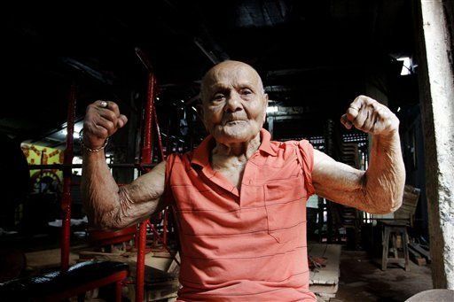 Ex Mister Universo cumple 100 años en India
