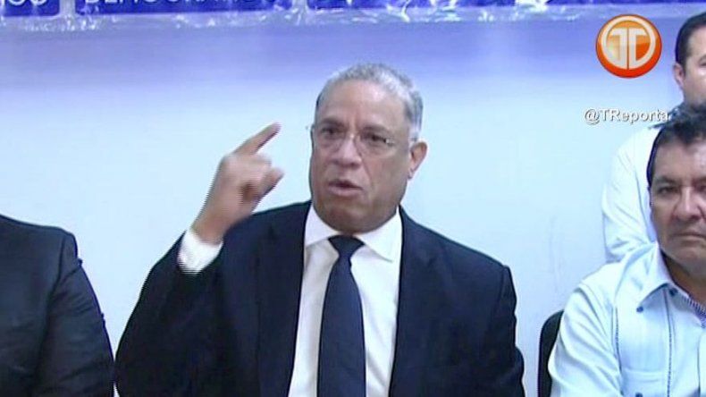Con un llamado a dejar el divisionismo, Camilo Alleyne se postula para CEN del PRD