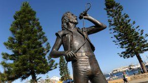 Australia nombrará una calle con el nombre del cantante de AC/DC fallecido