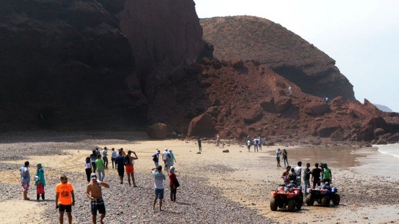 Se derrumba uno de los célebres arcos en roca natural de Legzira, en Marruecos
