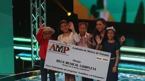 En cada cantadera se le otorga una beca completa de música a cada semillitas que no sigue en la competencia.