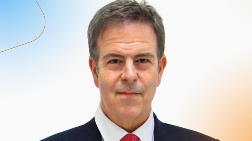 Renuncia como director general de la APA