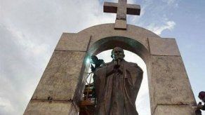 Polonia se ofrece acoger un monumento a Juan Pablo II si Francia lo censura