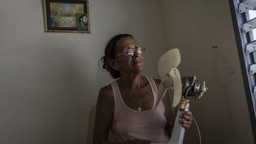 La situación de la energía eléctrica y la escasez del combustible es crítica siempre en el verano cubano, cuando el consumo se dispara.
