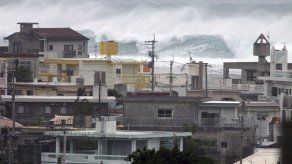Tifón Vongfong azota el sur y centro de Japón y causa 68 heridos