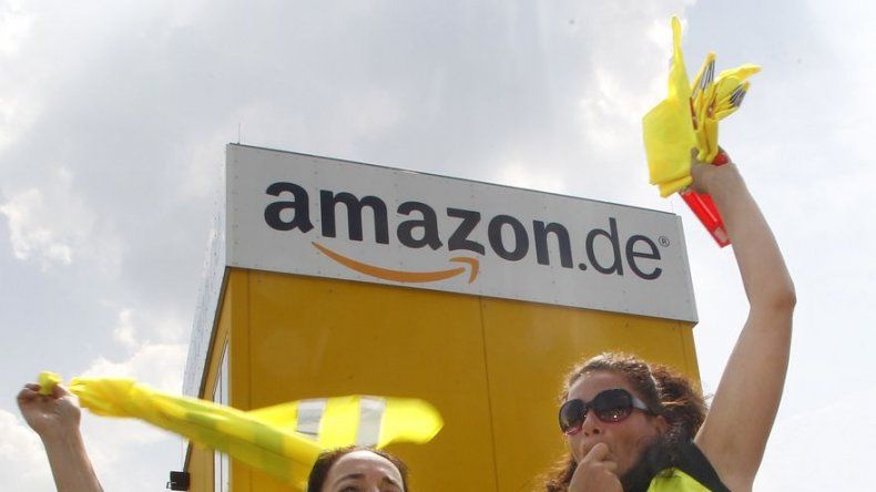 Empleados de Amazon en Alemania van a la huelga