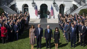 Tiroteo en Las Vegas: Trump encabezó minuto de silencio en la Casa Blanca
