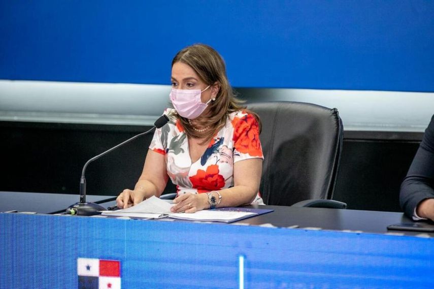 La ministra de Educación