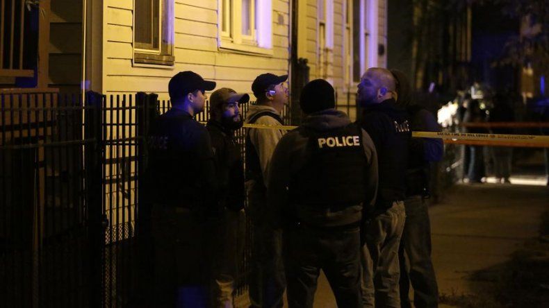 Balean a 5 policías en Carolina del Sur
