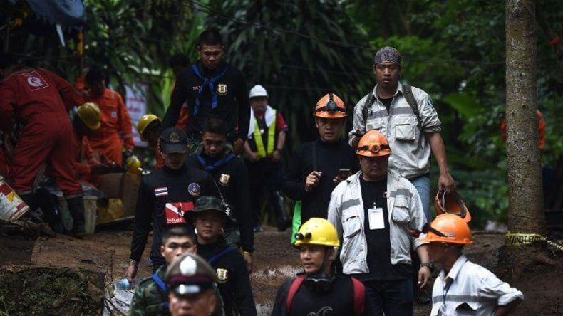 Elon Musk ofrece ayuda para rescatar a los niños atrapados en Tailandia