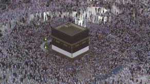Arabia Saudita recibe a dos millones de peregrinos que viajan a La Meca para el hach