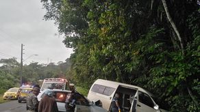 Vistas del accidente de tránsito en la vía Forestal.