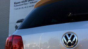 Volkswagen llamará a revisión 5 millones de vehículos de la marca VW