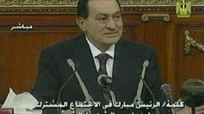 Juicio contra Mubarak reanuda en corte de El Cairo