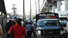 PN realiza cierre parcial de la Vía Transístmica tras incendio en San Miguelito PN realiza cierre parcial de la Vía Transístmica tras incendio en San Miguelito