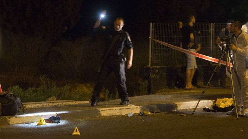 Policía israelí mata a tiros a agresor palestino