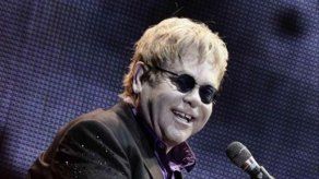 Elton John cancela shows en EEUU debido a infección respiratoria