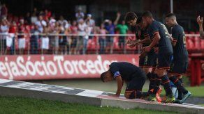 Luis Fabiano se despide del Sao Paulo con gol y victoria