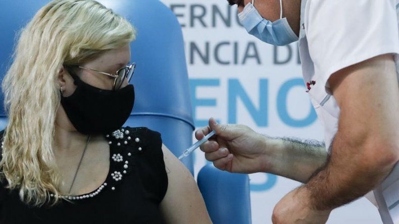 Argentina desecha 400 dosis de vacuna: ¿sabotaje o falla?