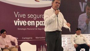 Santos ordena retirar escoltas a personajes públicos que no lo necesitan