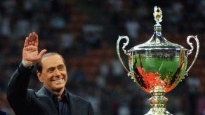 Silvio Berlusconi vuelve a la Presidencia del Milán