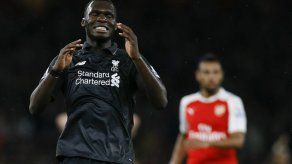 Gran noche de Cech preserva 0-0 entre Arsenal y Liverpool