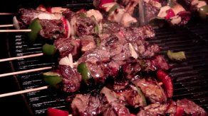 Receta rápida de Brochetas de Res y Pollo