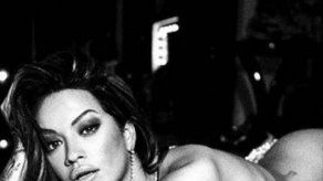 Rita Ora posa desnuda en las redes sociales