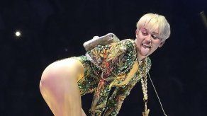 Miley Cyrus no cancelará su gira Bangerz Tour