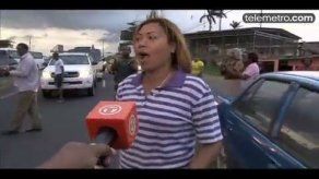 Moradores de Puerto Escondido cierran vía en Colón