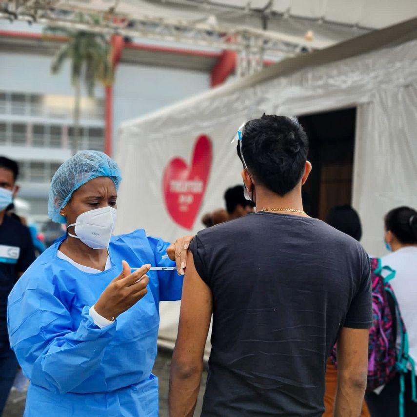 En el Vacunatón 20-30 se logró vacunar a 154